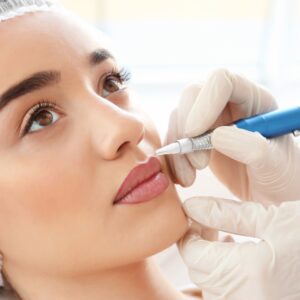 makijaż permanentny mińsk mazowiecki brwi usta kreska